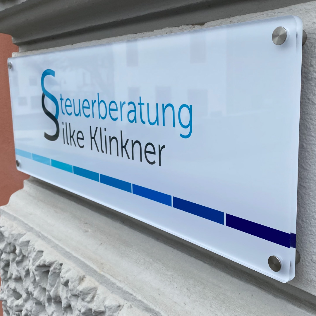 ACRYLGLASSCHILDER bei der Mittelrhein Druckerei